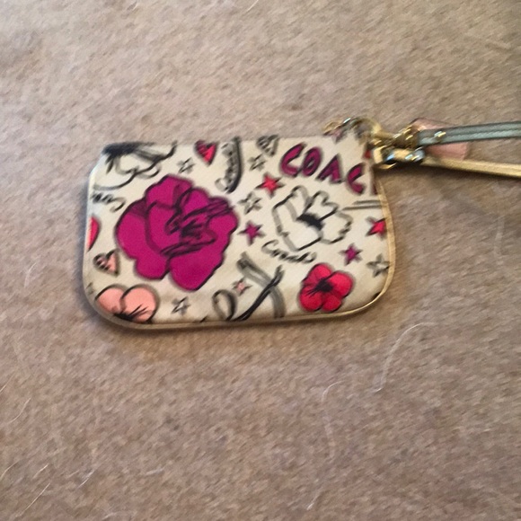 Coach Wristlet w Floral Print - Picture 2 of 2